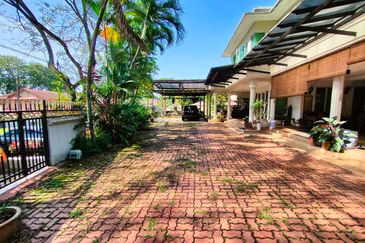 Seksyen 11, Shah Alam