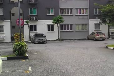 Sri Cempaka, Pusat Bandar Puchong