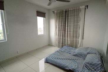 Aurora Residence @ Lake Side City