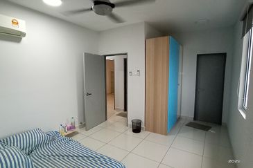 Aurora Residence @ Lake Side City