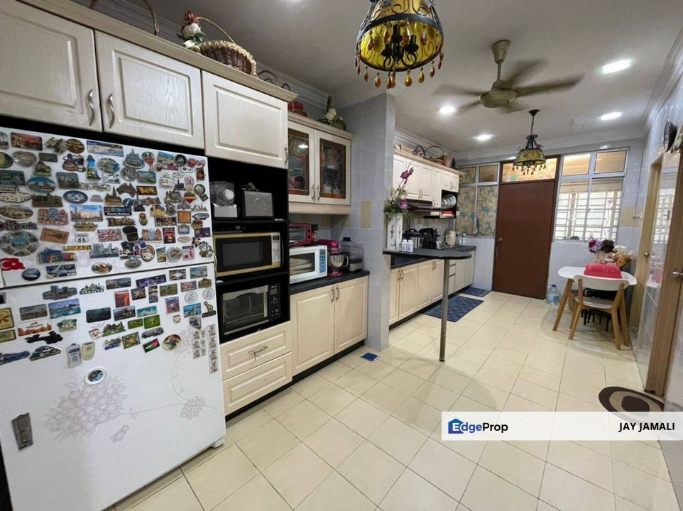 FACING OPEN|2.5 STOREY TAMAN DAMAI UTAMA KINRARA, Selangor, Bandar Kinrara Puchong