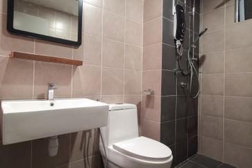 Aurora Residence @ Lake Side City