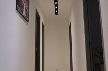 Aurora Residence @ Lake Side City