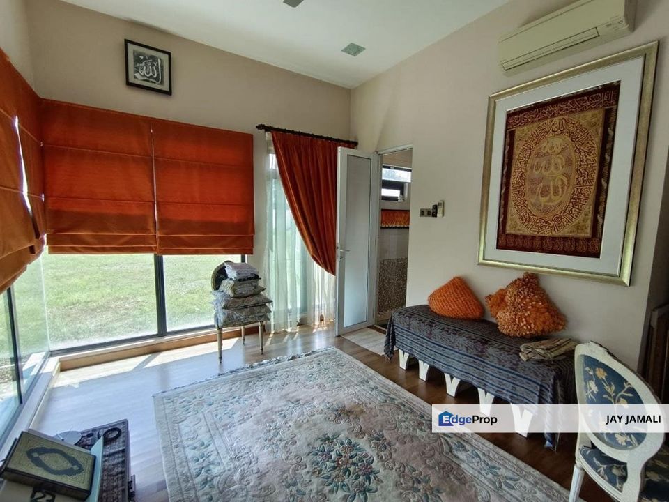 MUST VIEW| LUXURIOUS 3 STOREY BUNGALOW SHAH ALAM, Selangor, Shah Alam