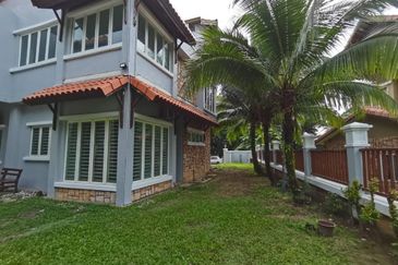 EXTRA LAND|FREEHOLD 2 STY SEMI D JALAN JENDELA