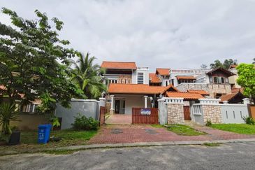 EXTRA LAND|FREEHOLD 2 STY SEMI D JALAN JENDELA