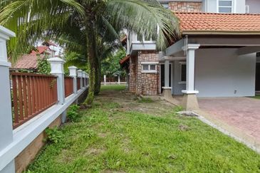EXTRA LAND|FREEHOLD 2 STY SEMI D JALAN JENDELA