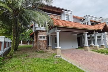 EXTRA LAND|FREEHOLD 2 STY SEMI D JALAN JENDELA