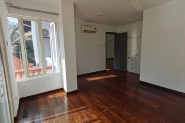 EXTRA LAND|FREEHOLD 2 STY SEMI D JALAN JENDELA