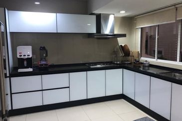 CORNER LOT|SPACIOUS LOT| 2 STOREY USJ SUBANG JAYA