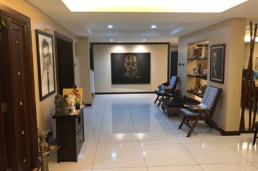 CORNER LOT|SPACIOUS LOT| 2 STOREY USJ SUBANG JAYA