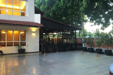 CORNER LOT|SPACIOUS LOT| 2 STOREY USJ SUBANG JAYA