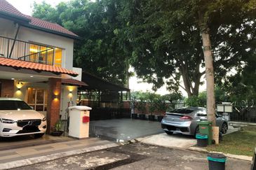 CORNER LOT|SPACIOUS LOT| 2 STOREY USJ SUBANG JAYA