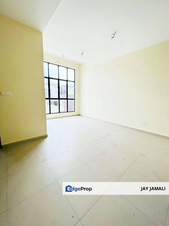 NEW UNIT|BIG BUILT UP| DOUBLE STOREY RAWANG, Selangor, Rawang