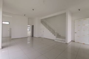 NEW UNIT|SEMI D| Avenham Garden Puncak Alam
