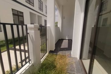 NEW UNIT|SEMI D| Avenham Garden Puncak Alam