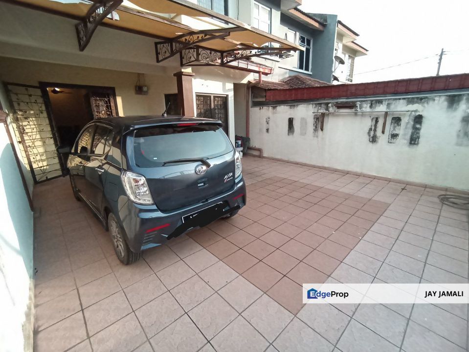 NEARBY AMENITIES|AFFORDABLE| 2 STOREY EQUINE PARK, Selangor, Seri Kembangan