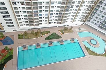NEW UNIT|POOL VIEW|CONDO JALAN SEMARAK KL