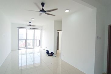 NEW UNIT|POOL VIEW|CONDO JALAN SEMARAK KL