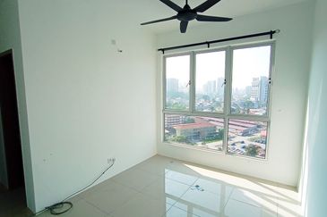 NEW UNIT|POOL VIEW|CONDO JALAN SEMARAK KL