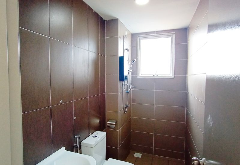 NEW UNIT|POOL VIEW|CONDO JALAN SEMARAK KL