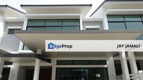 FREEHOLD|BIG BUILT UP|DOUBLE STOREY SHAH ALAM, Selangor, Shah Alam
