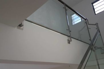 Lake Point Residence