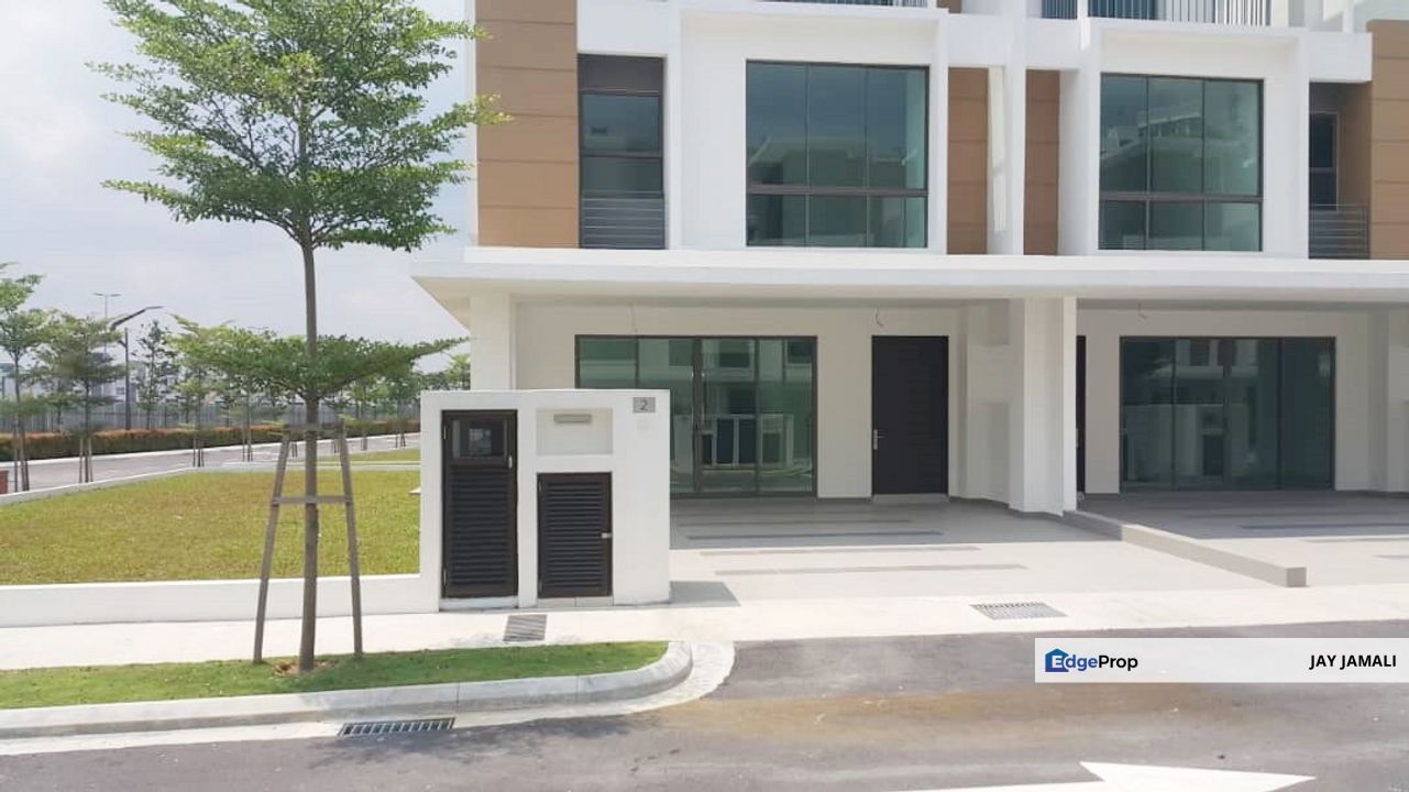  [FACING LAKE][BIG HOUSE] Lake Point Residence , Selangor, Cyberjaya