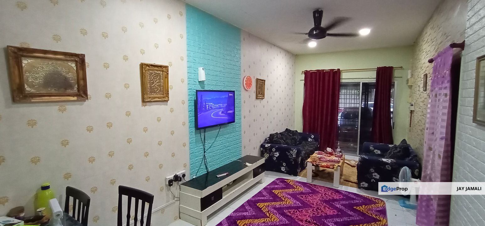 NEARBY AMENITIES|AFFORDABLE|SINGLE STOREY LEP 7 TAMAN LESTARI PUTRA EQUINE PARK BANDAR PUTRA PERMAI, Selangor, Seri Kembangan