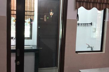 Jalan Bandar Kinrara 6E