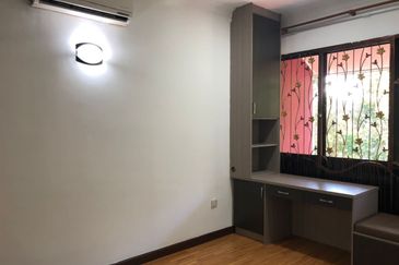 Jalan Bandar Kinrara 6E