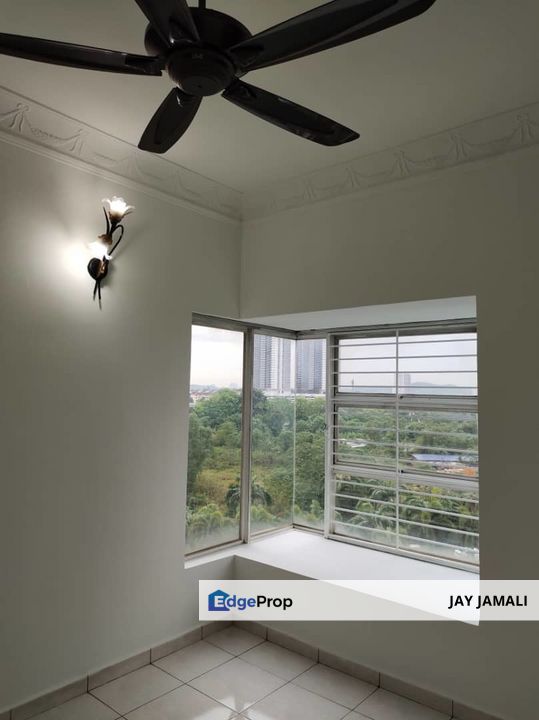 MOVE IN CONDITION|DESA IMPIANA CONDO PUCHONG PRIMA, Selangor, Puchong