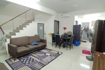 TENANTED|AFFORDABLE 2 STOREY IRAMA PERDANA PUNCAK 
