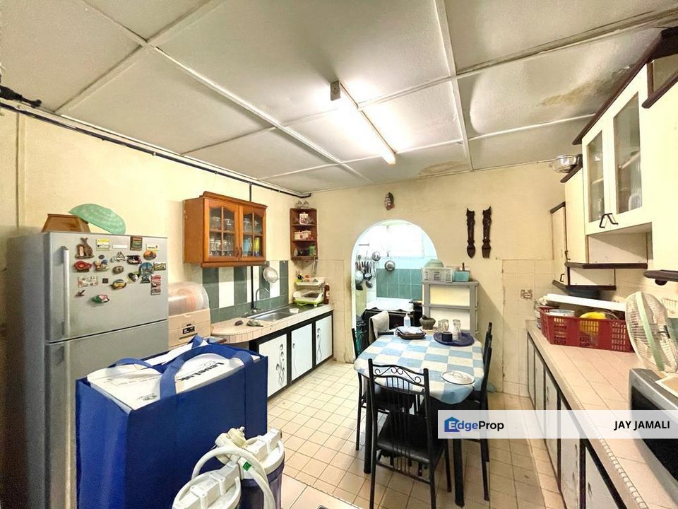 HOT AREA|HIGHLY NEGO|FACING PLAYGROUND DOUBLE STOREY SS17 SUBANG JAYA, Selangor, Subang Jaya