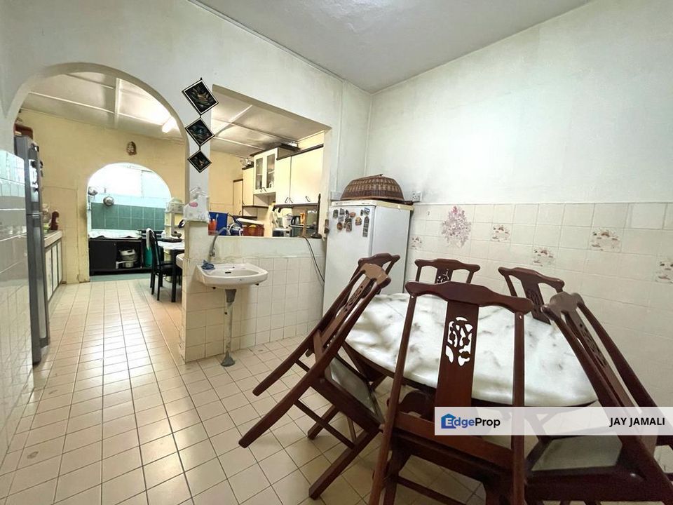 HOT AREA|HIGHLY NEGO|FACING PLAYGROUND DOUBLE STOREY SS17 SUBANG JAYA, Selangor, Subang Jaya