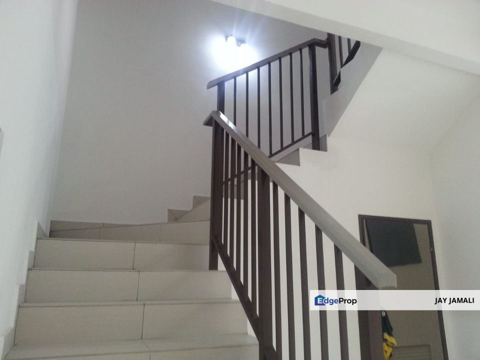 GATED GUARDED|SPACIOUS|EASY ACCESS TO PUTRAJAYA CYBERJAYA KLIA NILAI|DOUBLE STOREY TAMAN INTAN BAIDURI SALAK TINGGI, Selangor, Sepang