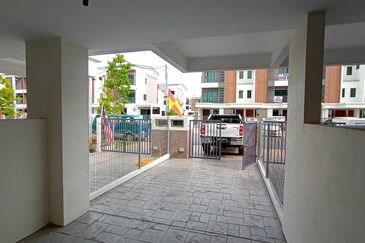 Elegan Residensi, Taman Putra Perdana