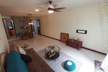 BELOW MARKET VALUE|BERBALOI|GROUND FLOOR DUPLEX CYBERIA TOWNVILLA