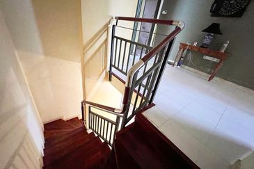 BELOW MARKET VALUE|BERBALOI|GROUND FLOOR DUPLEX CYBERIA TOWNVILLA