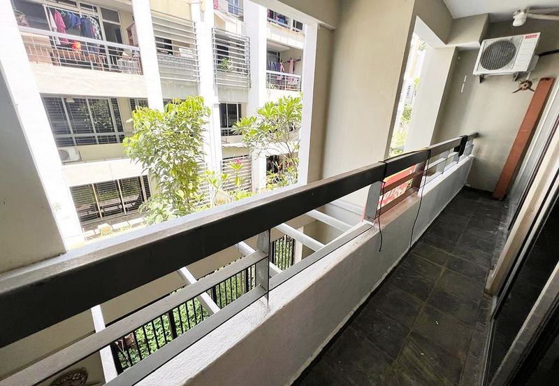 BELOW MARKET VALUE|BERBALOI|GROUND FLOOR DUPLEX CYBERIA TOWNVILLA