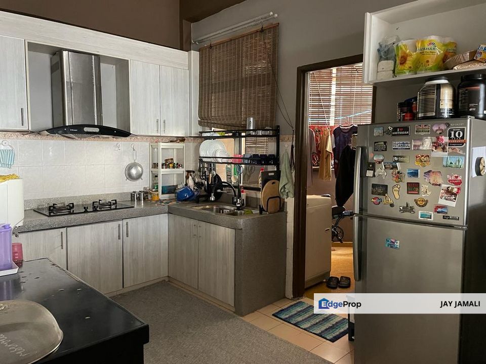 MOVE IN CONDITION|FREEHOLD|PENTHOUSE IMPIAN HEIGHTS PUCHONG JAYA, Selangor, Puchong