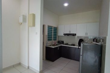 La Thea Residences @ 16 Sierra