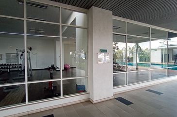 La Thea Residences @ 16 Sierra