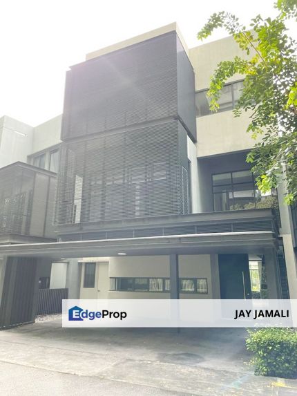 MODERN DESIGN|SPACIOUS HOUSE|EXCLUSIVE FACILITIES|3 STOREY VILLA MIRAGE BY THE LAKE CYBERJAYA FOR SALE, Selangor, Cyberjaya