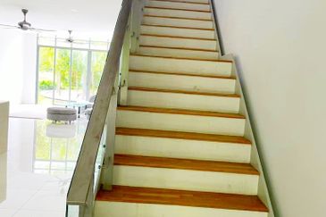 Mirage By The Lake @ Perdana Lakeview West