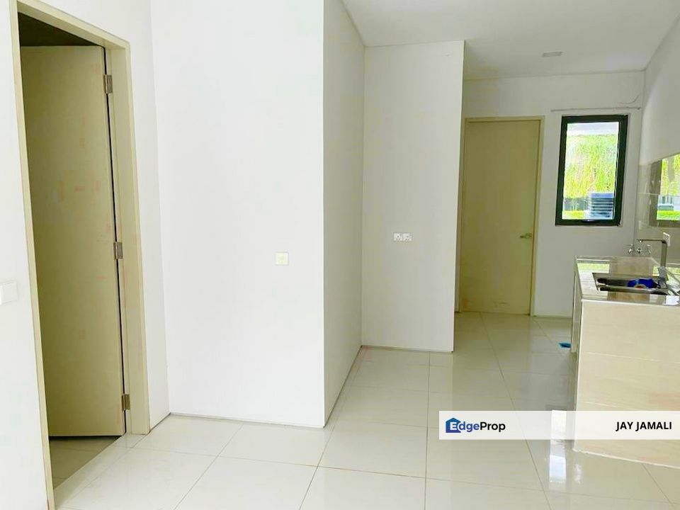 MODERN DESIGN|SPACIOUS HOUSE|EXCLUSIVE FACILITIES|3 STOREY VILLA MIRAGE BY THE LAKE CYBERJAYA FOR SALE, Selangor, Cyberjaya