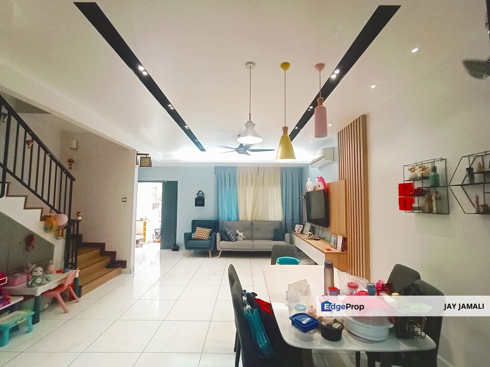 FULLY RENOVATED|MOVE IN CONDITION|BONUS ATTIC AND WALKING CLOSET|TAMAN SEJATI 4 KLANG FOR SALE, Selangor, Klang