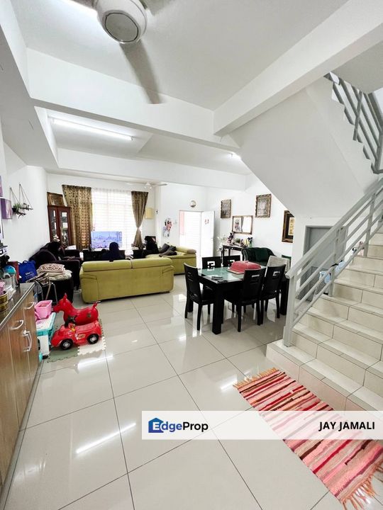 GOOD CONDITION DOUBLE STOREY HOUSE FOR SALE @ Taman Suria Warisan, Sepang, Selangor, Sepang