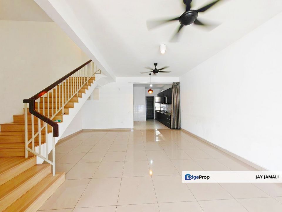 FREEHOLD|GATED GUARDED| 2 Storey Serenia Amani, Bandar Serenia, Kota Warisan Dengkil Sepang for SALE, Selangor, Sepang
