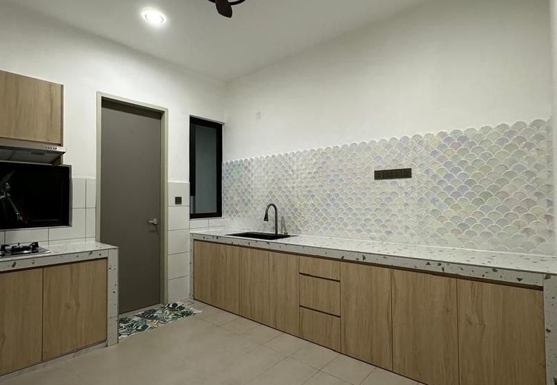 Setia Warisan Tropika (Belladonna)